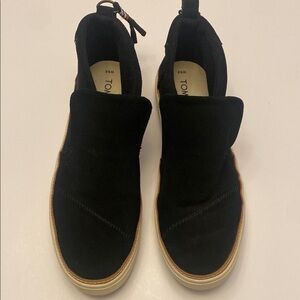 Toms Paxton Black and Tan Suede Slip on Women's Sneakers